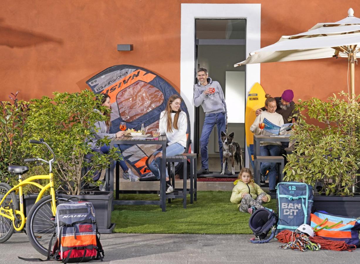 "La Locanda" Campione Del Garda旅舍 外观 照片